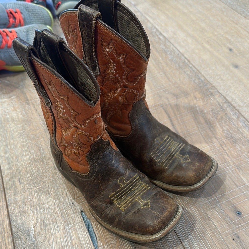 Ariat Kids Brown and Tan Boots